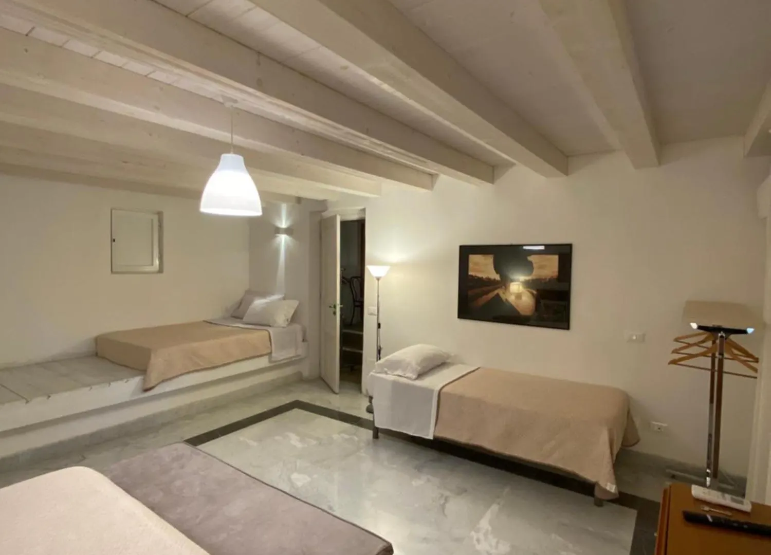 47 Lincoln Street Apartment Palermo 0*,  Italy